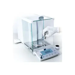 Analytical balance with extendable display HA series